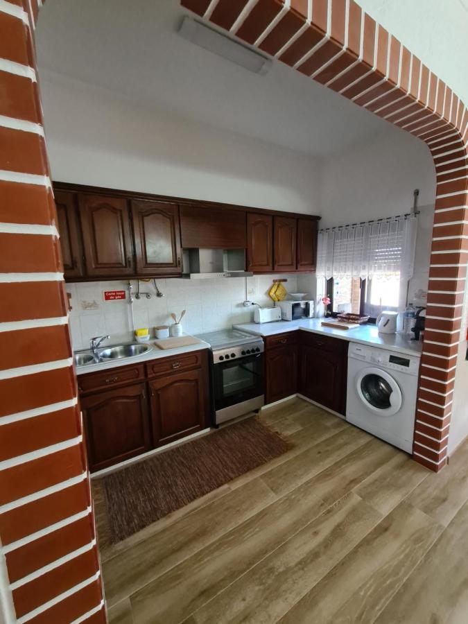 Gomes & Fortunato House Casais Brancos Eksteriør billede