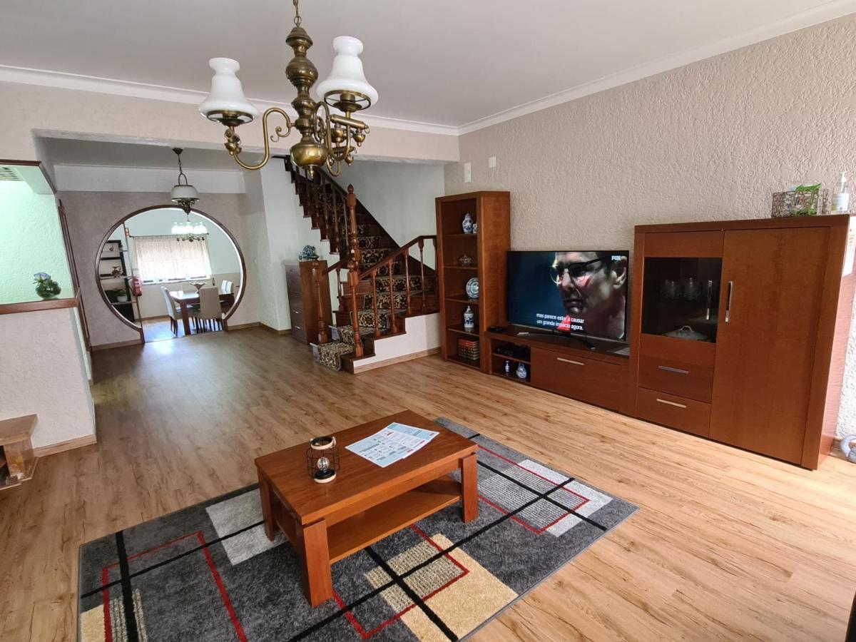 Gomes & Fortunato House Casais Brancos Eksteriør billede